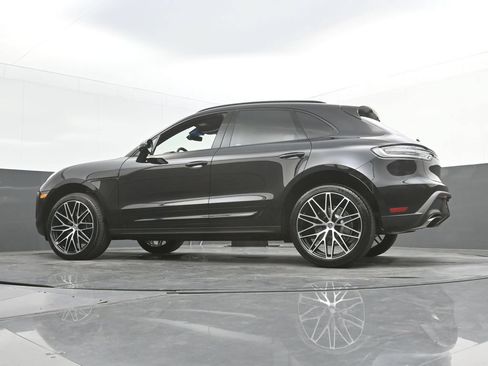 New 2026 Porsche Macan AWD/4WD image 33