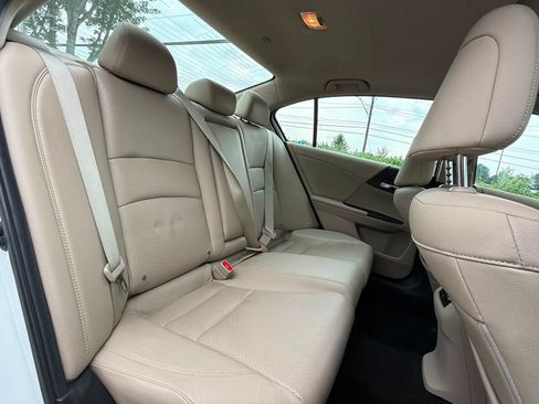 Used 2016 Honda Accord EX-L image 21