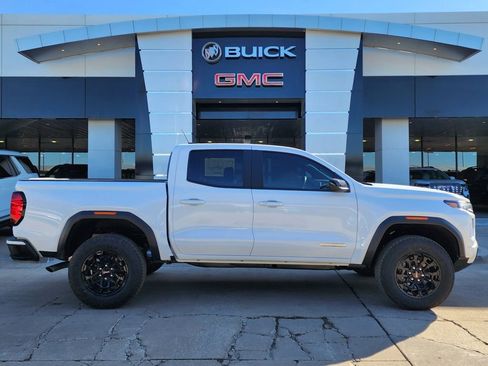 New 2026 GMC Canyon Elevation w/ Convenience Package image 3