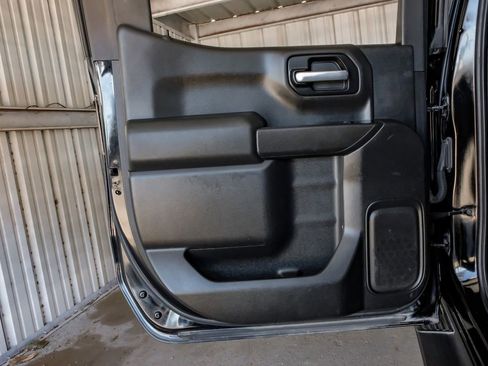 Used 2019 Chevrolet Silverado 1500 LT image 46