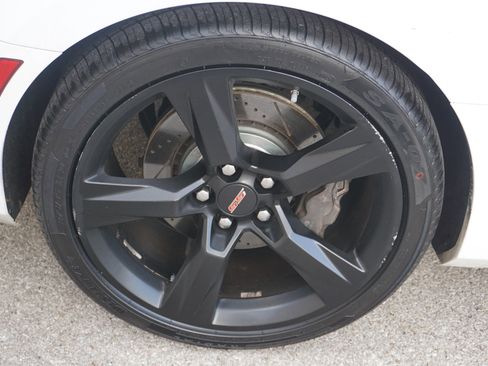 Used 2017 Chevrolet Camaro SS image 13