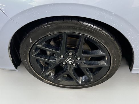 Used 2023 Honda Civic Sport image 28