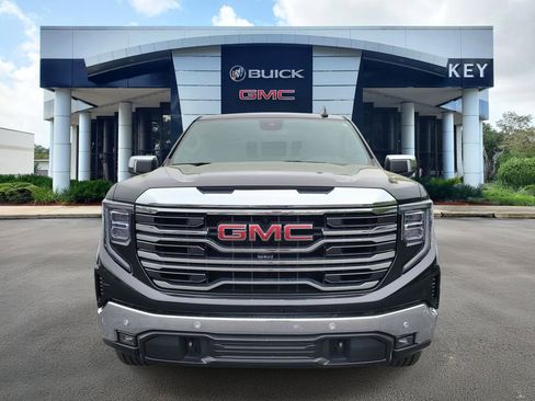 Certified 2022 GMC Sierra 1500 SLT w/ SLT Premium Plus Package image 2