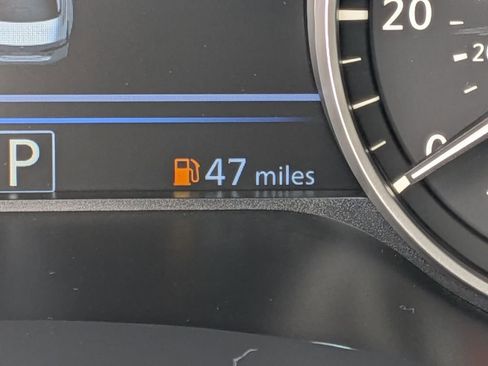 Certified 2023 Nissan Altima 2.5 SR w/ SR Premium Package FWD image 23