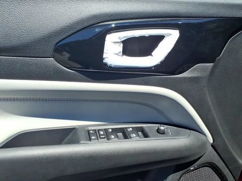 New 2026 Jeep Compass Limited AWD/4WD image 13