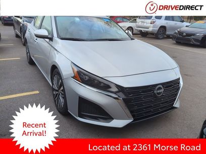 Used 2023 Nissan Altima 2.5 SV