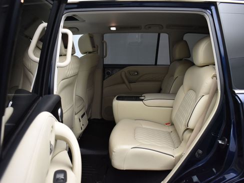 Used 2019 INFINITI QX80 Luxe w/ 22" Wheel Package image 10