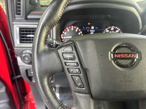 Used 2020 Nissan Titan PRO-4X w/ Pro-4x Utility Package AWD/4WD image 17
