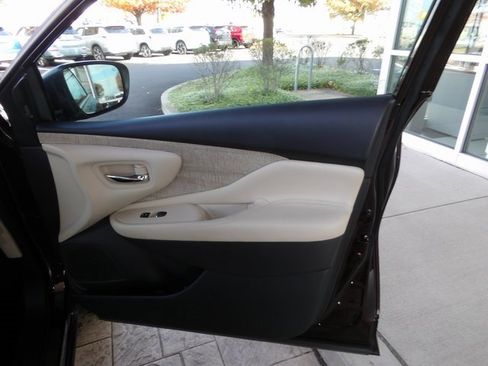 Certified 2021 Nissan Murano SL w/ SL Moonroof Package image 25