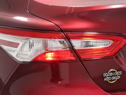Used 2018 Toyota Camry LE FWD image 43