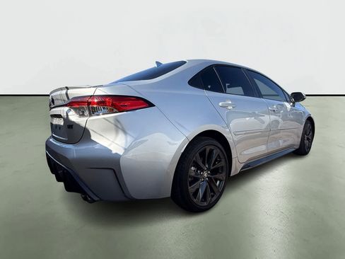 Certified 2025 Toyota Corolla SE image 5