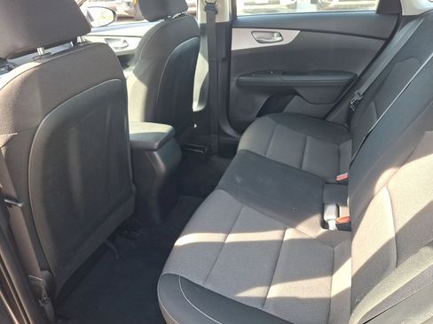 Used 2024 Kia Forte LXS FWD image 19
