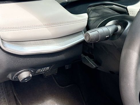 Used 2026 Jeep Compass Limited image 11