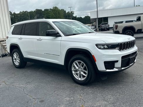 Used 2024 Jeep Grand Cherokee L Laredo RWD image 4