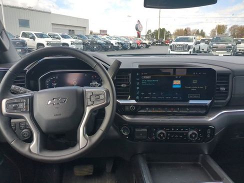 Used 2026 Chevrolet Silverado 2500 LTZ w/ LTZ Plus Package AWD/4WD image 16