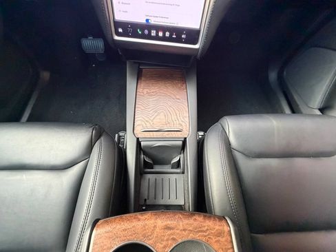 Used 2023 Tesla Model X AWD/4WD image 26