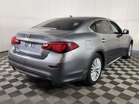 Used 2015 INFINITI Q70 L 3.7 w/ Deluxe Touring Package AWD/4WD image 7