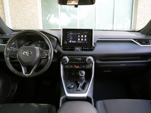 Used 2024 Toyota RAV4 SE w/ Convenience Package AWD/4WD image 7