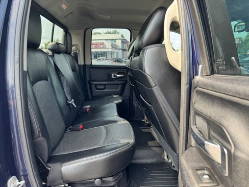 Used 2014 RAM 1500 Laramie AWD/4WD image 17