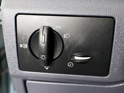 Used 2012 Ford Transit Connect XLT Premium image 16