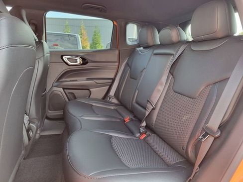 New 2026 Jeep Compass Latitude AWD/4WD image 20
