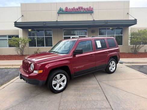 Used 2016 Jeep Patriot Latitude AWD/4WD image 1