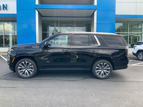 New 2026 Chevrolet Tahoe High Country AWD/4WD image 4