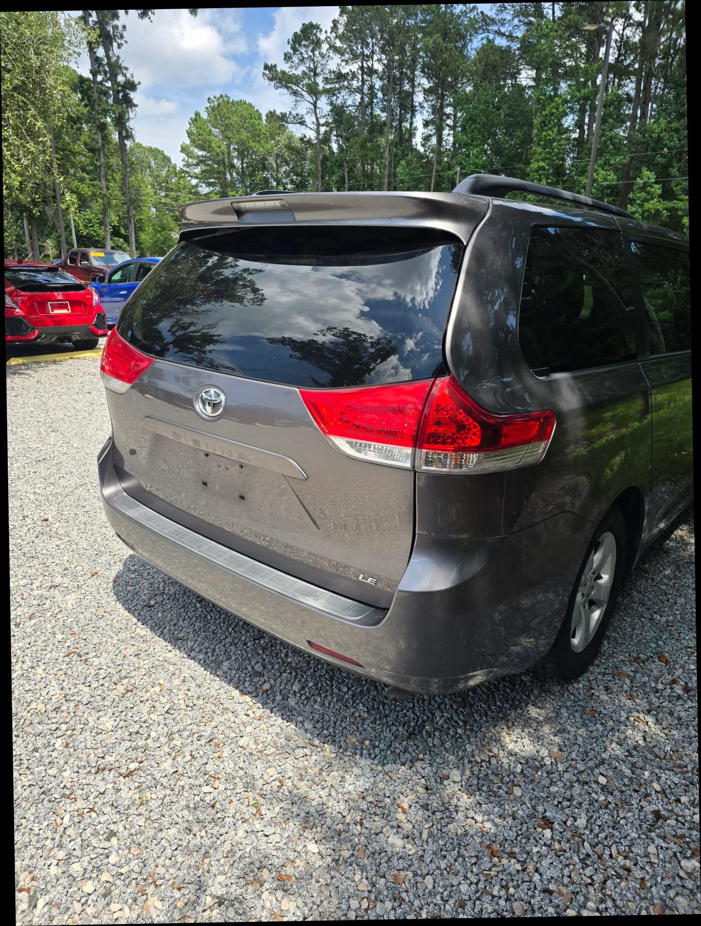 Used 2014 Toyota Sienna LE FWD image 10