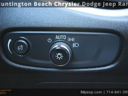 Used 2023 Chevrolet Malibu LT image 19