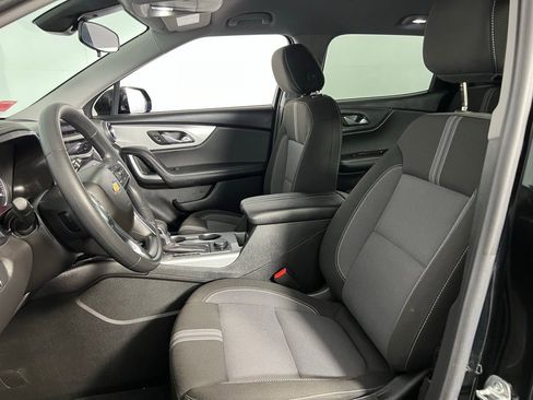 Used 2025 Chevrolet Blazer LT image 22