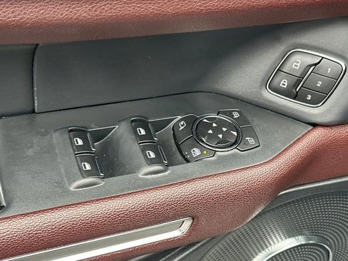 Used 2024 Ford Expedition Max Limited image 12