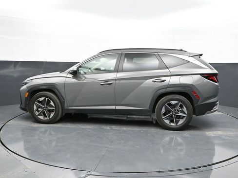 Used 2025 Hyundai Tucson SEL FWD image 8