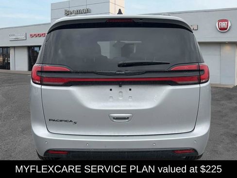 New 2026 Chrysler Pacifica Select w/ S Appearance Package FWD image 6