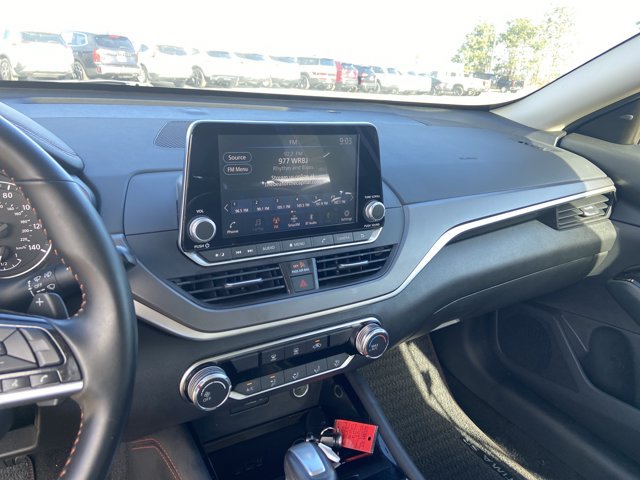 Used 2025 Nissan Altima 2.5 SR FWD image 23