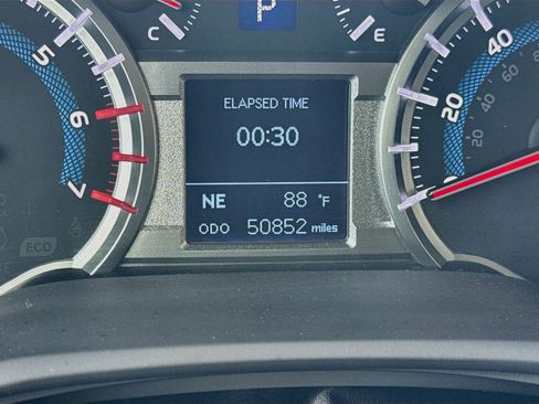 Used 2019 Toyota 4Runner TRD Off-Road Premium AWD/4WD image 18