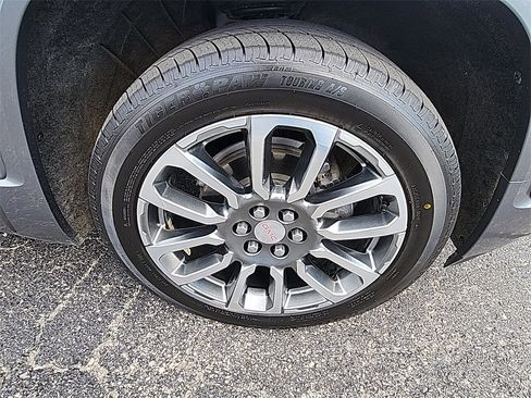 Used 2020 GMC Acadia Denali w/ Denali Ultimate Package image 10