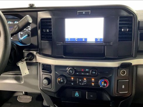 Used 2025 Ford F350 XL w/ XL Chrome Package RWD image 7