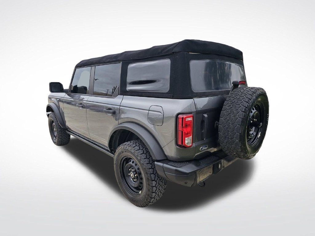 Used 2022 Ford Bronco Black Diamond AWD/4WD image 17