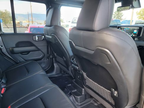 New 2025 Jeep Wrangler Unlimited Rubicon 392 image 16
