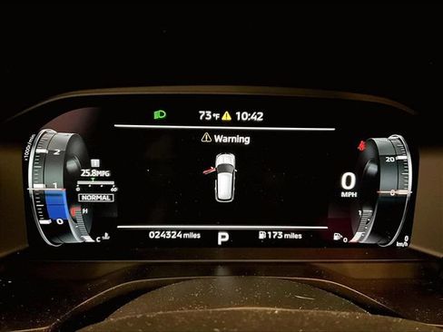 Used 2023 Mitsubishi Outlander SE Black Edition AWD/4WD image 19
