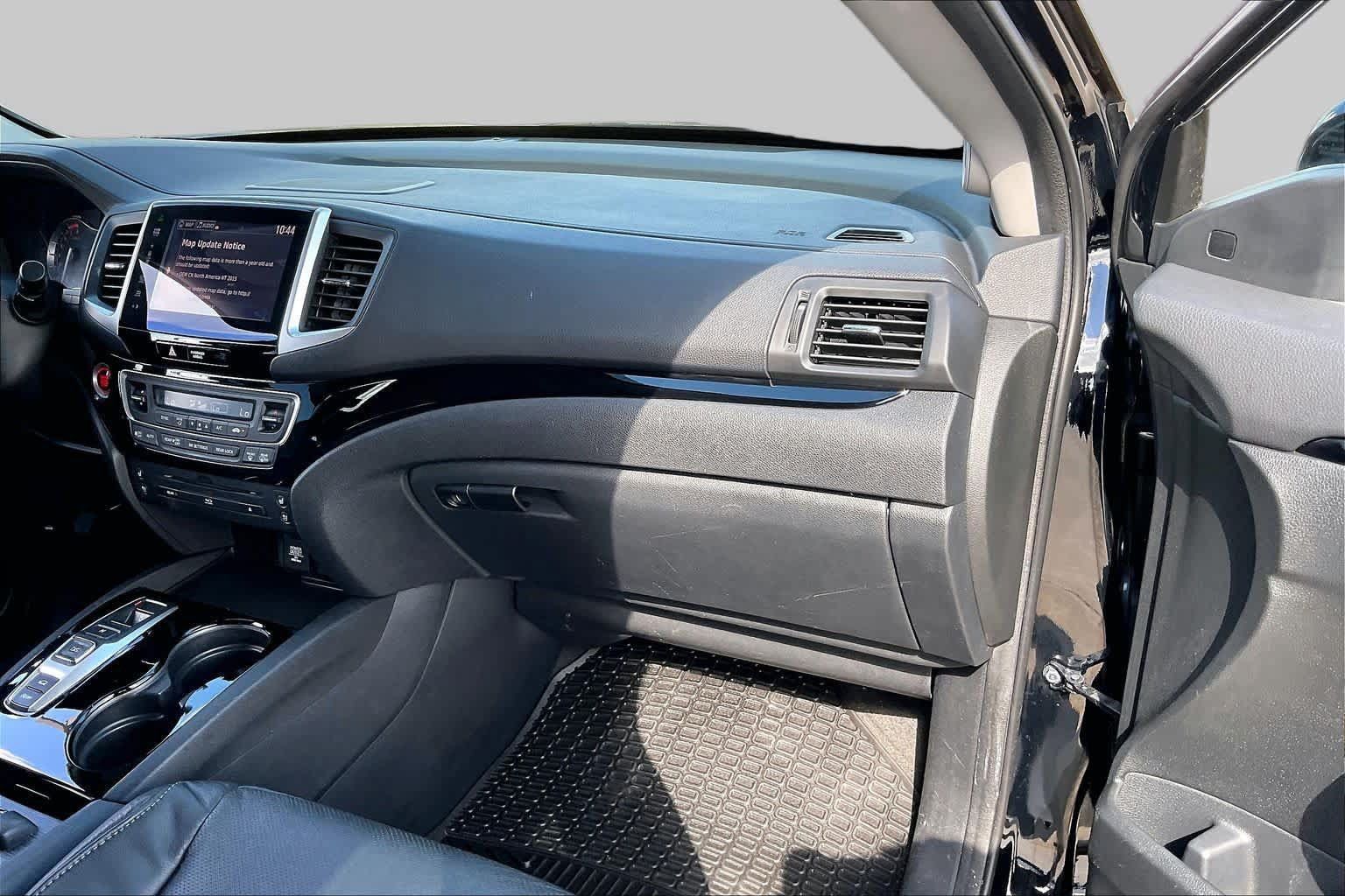 Used 2016 Honda Pilot Elite image 19