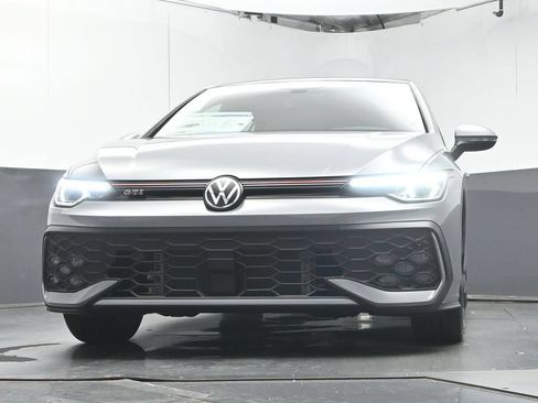 New 2026 Volkswagen GTI SE FWD image 32