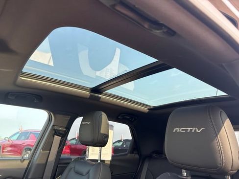 Used 2025 Chevrolet TrailBlazer ACTIV w/ Convenience Package AWD/4WD image 39