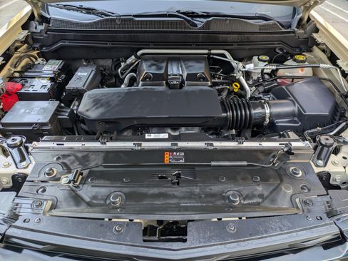 Used 2023 Chevrolet Colorado Z71 w/ Z71 Convenience Package 2 image 29