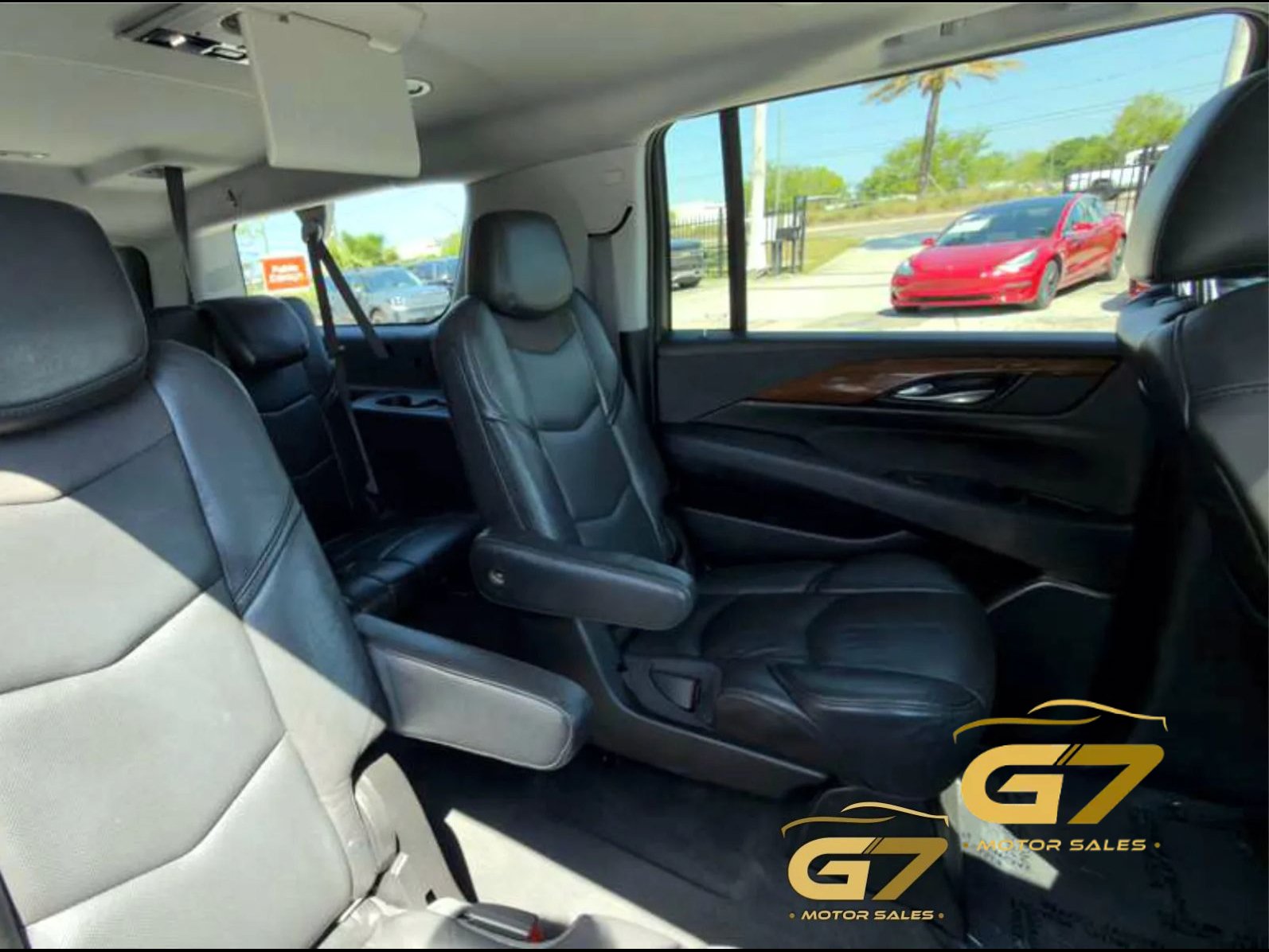 Used 2016 Cadillac Escalade ESV Luxury RWD image 18