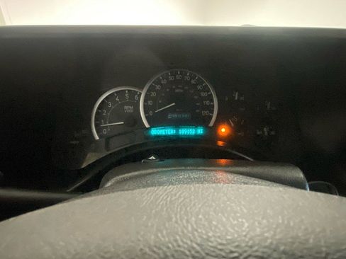 Used 2005 HUMMER H2 w/ Preferred Equipment Group image 20