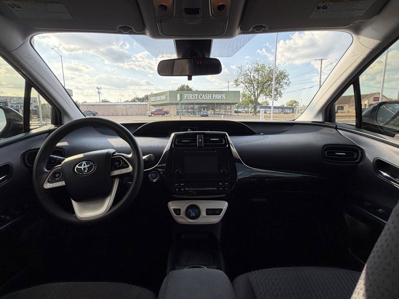 Used 2017 Toyota Prius Two FWD image 17