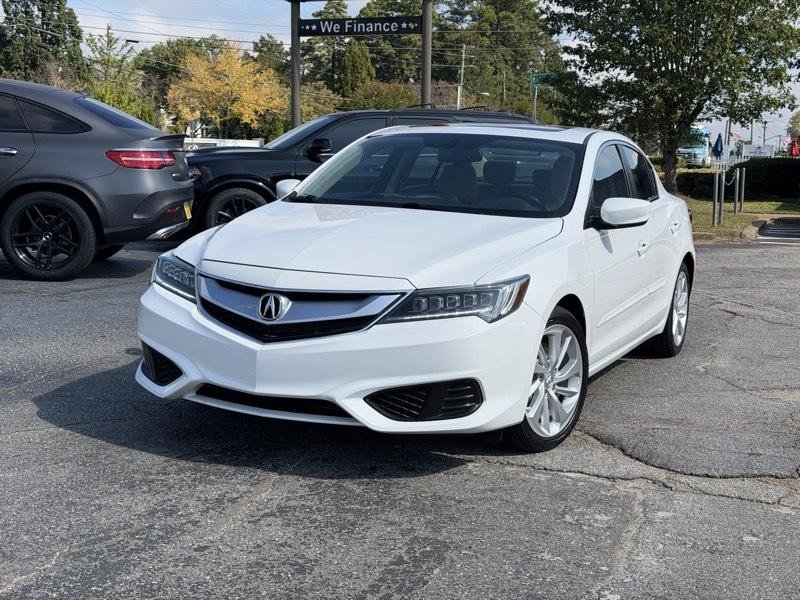 Used 2017 Acura ILX w/ Premium Package FWD image 3
