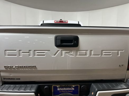 Used 2022 Chevrolet Colorado LT w/ Fleet Safety Package image 11