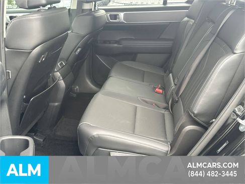 Used 2025 Hyundai Santa Fe SEL FWD image 24